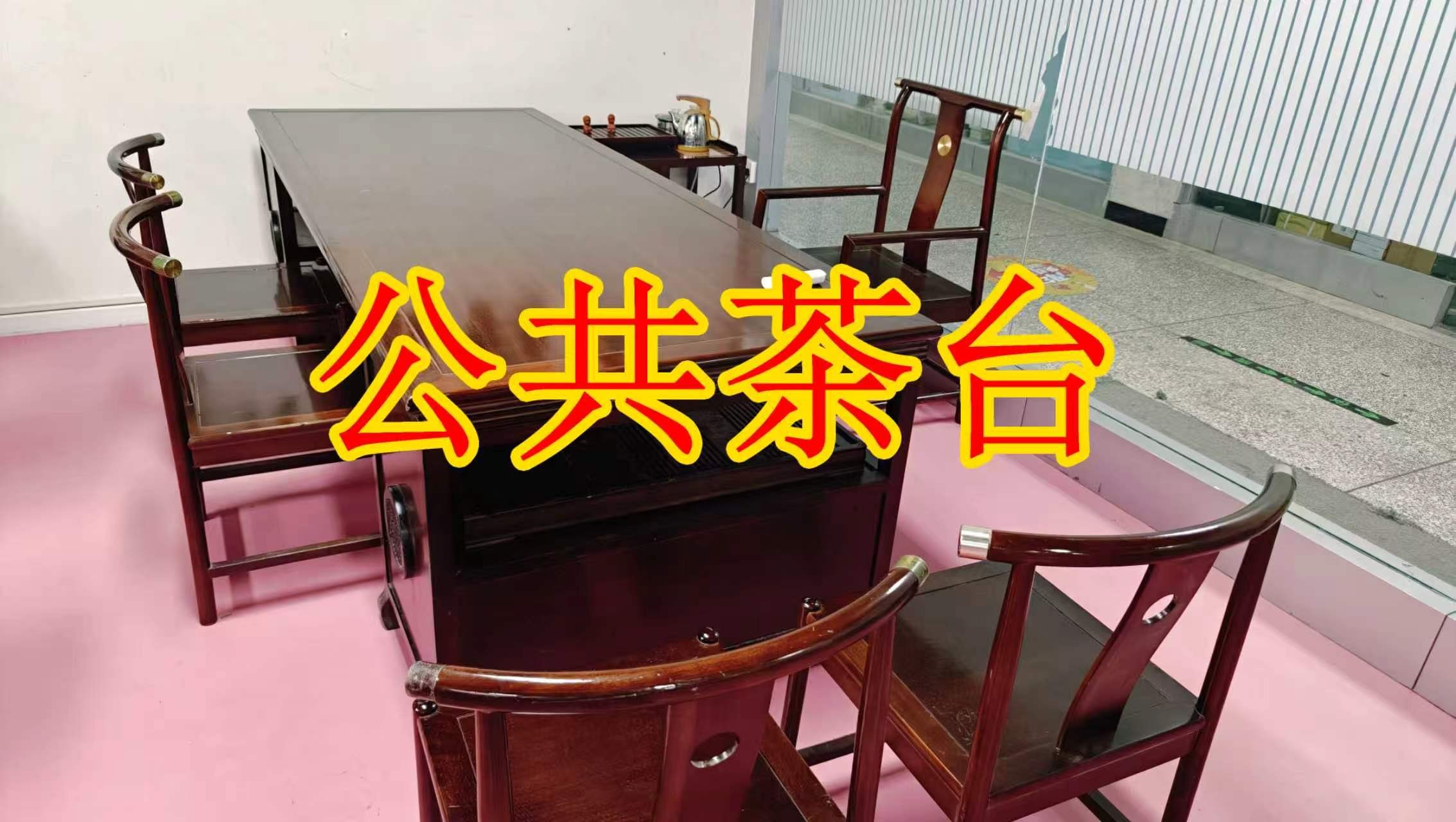 中州中路辅路面积灵活：小面积办公室至大面积办公、经营空间均可选择； 部分房源可注册公司，满足企业办公需求； 商铺临街，具备上下水、用电等经营条件； 适合副食品、茶叶、酒水、百货、电商、培训、办公等多种行业。